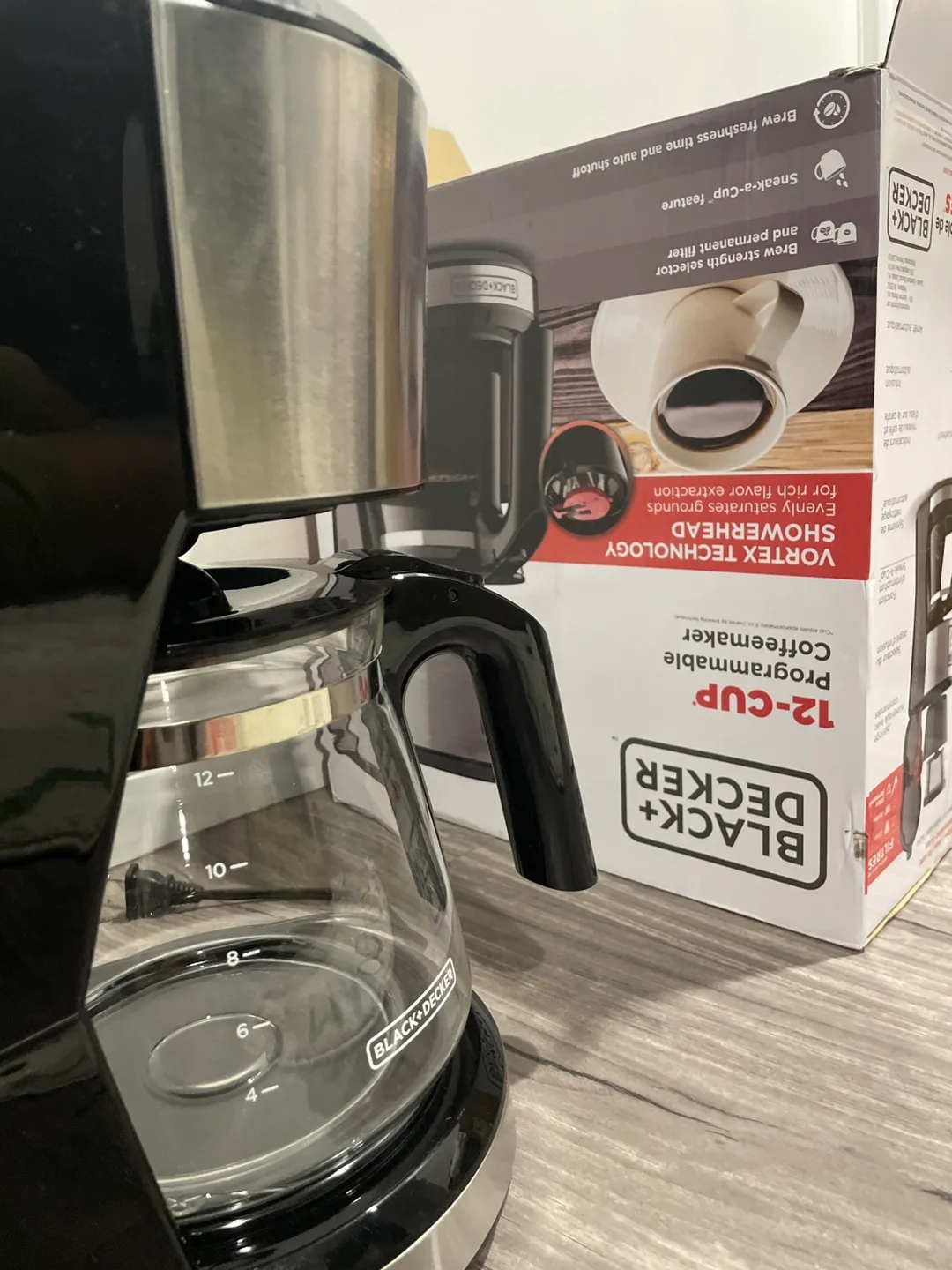 BLACK+DECKER Programmable Coffee Maker (Refurbished) image indicator(4)