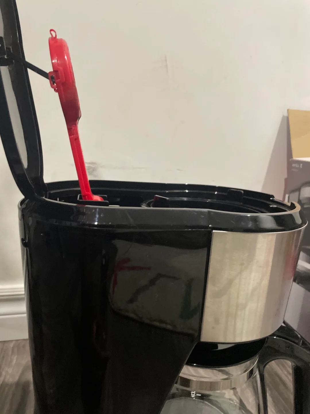 BLACK+DECKER Programmable Coffee Maker (Refurbished) image indicator(5)