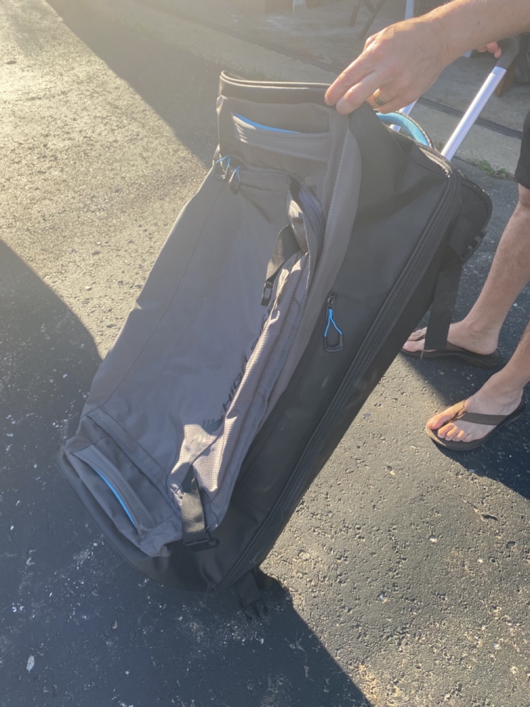 High Sierra Wheeled Duffel Bag - photo 2