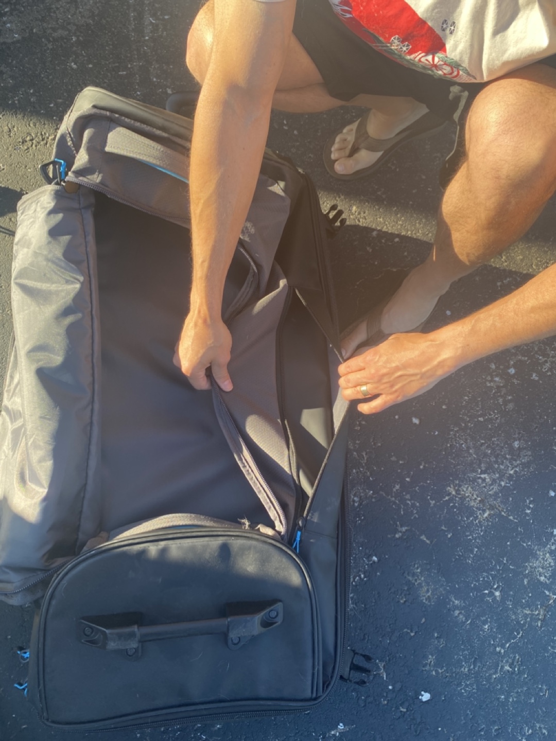 High Sierra Wheeled Duffel Bag - photo 4