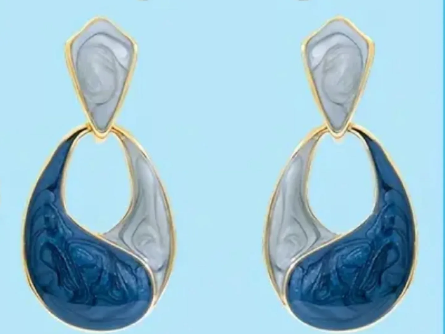 Blue & White Dangle Earrings thumbnail