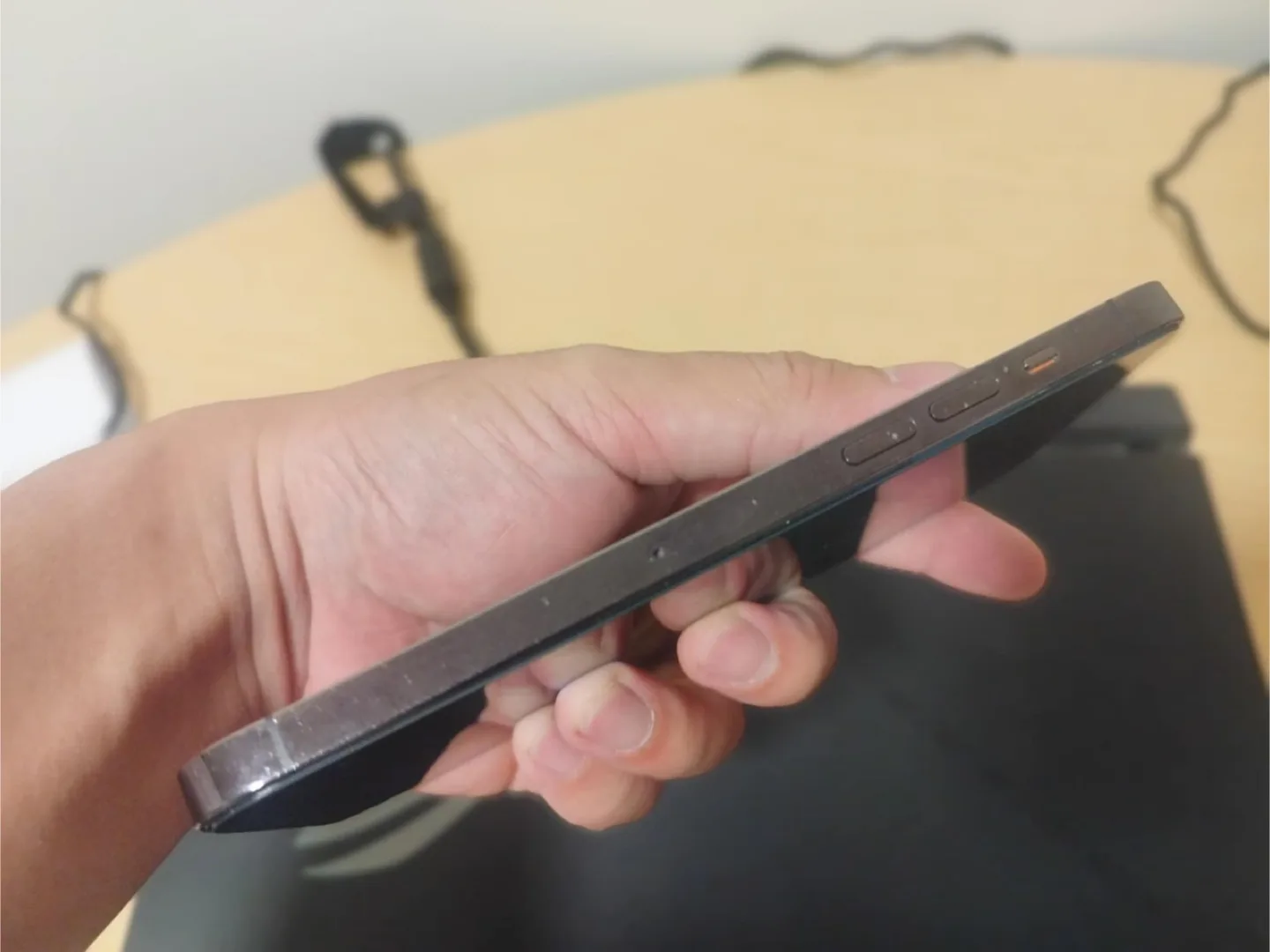 iPhone 14 Pro max- 95% Battery Health image indicator(5)