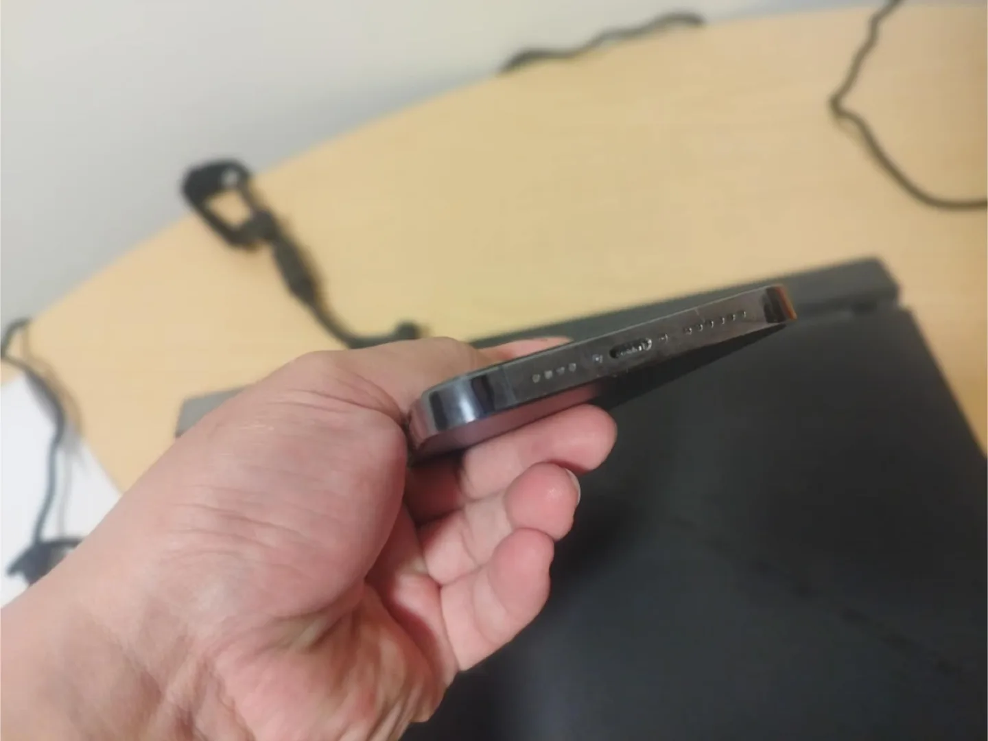 iPhone 14 Pro max- 95% Battery Health image indicator(7)