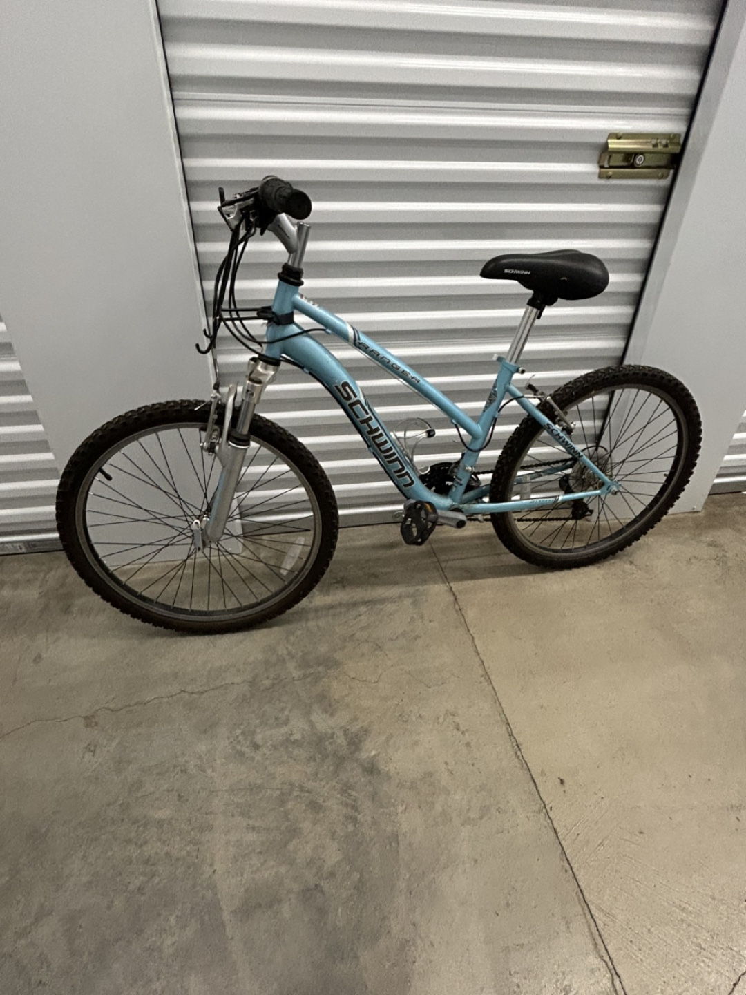 Schwinn Ranger Women's Mountain Bike, Light Blue