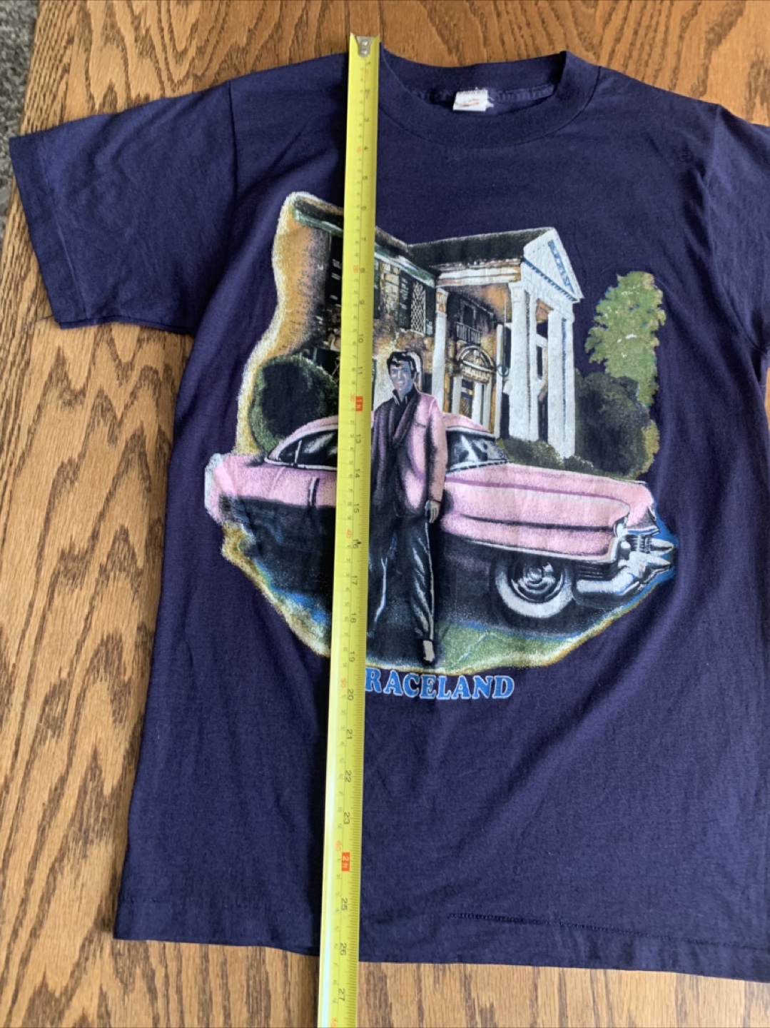 Sherry Graceland T-Shirt - Size Medium - photo 4
