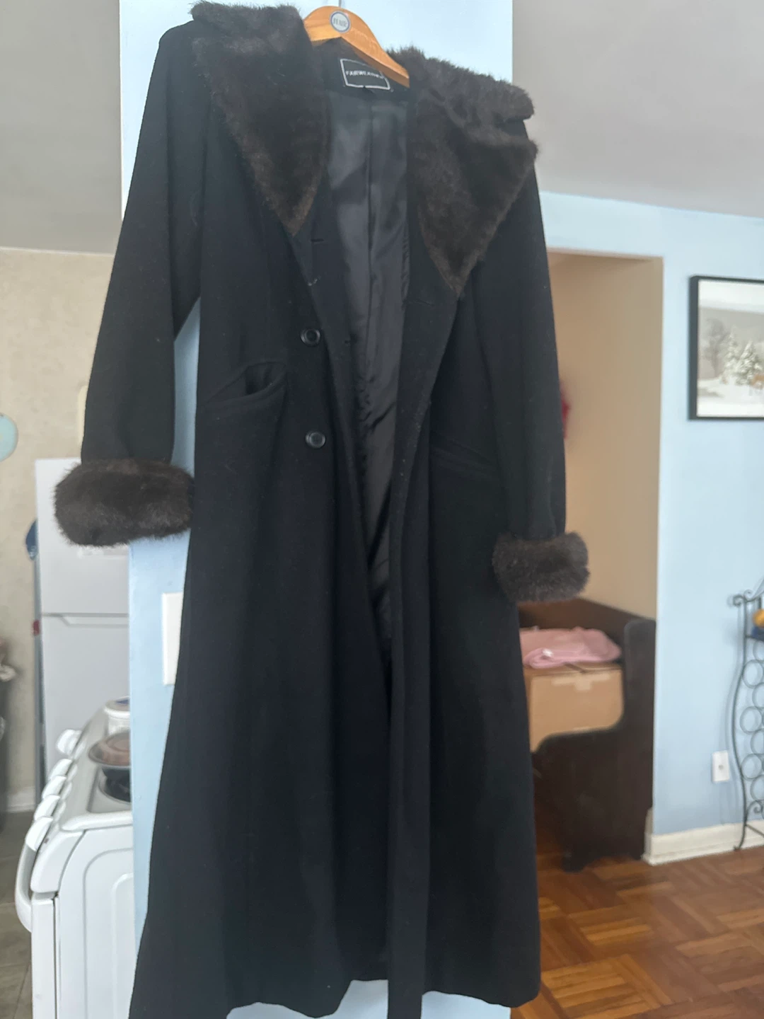 Fairweather Black Wool Coat, Size 2🥕