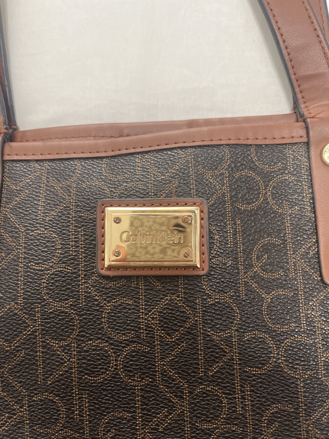 Calvin Klein Brown Tote Bag - photo 2