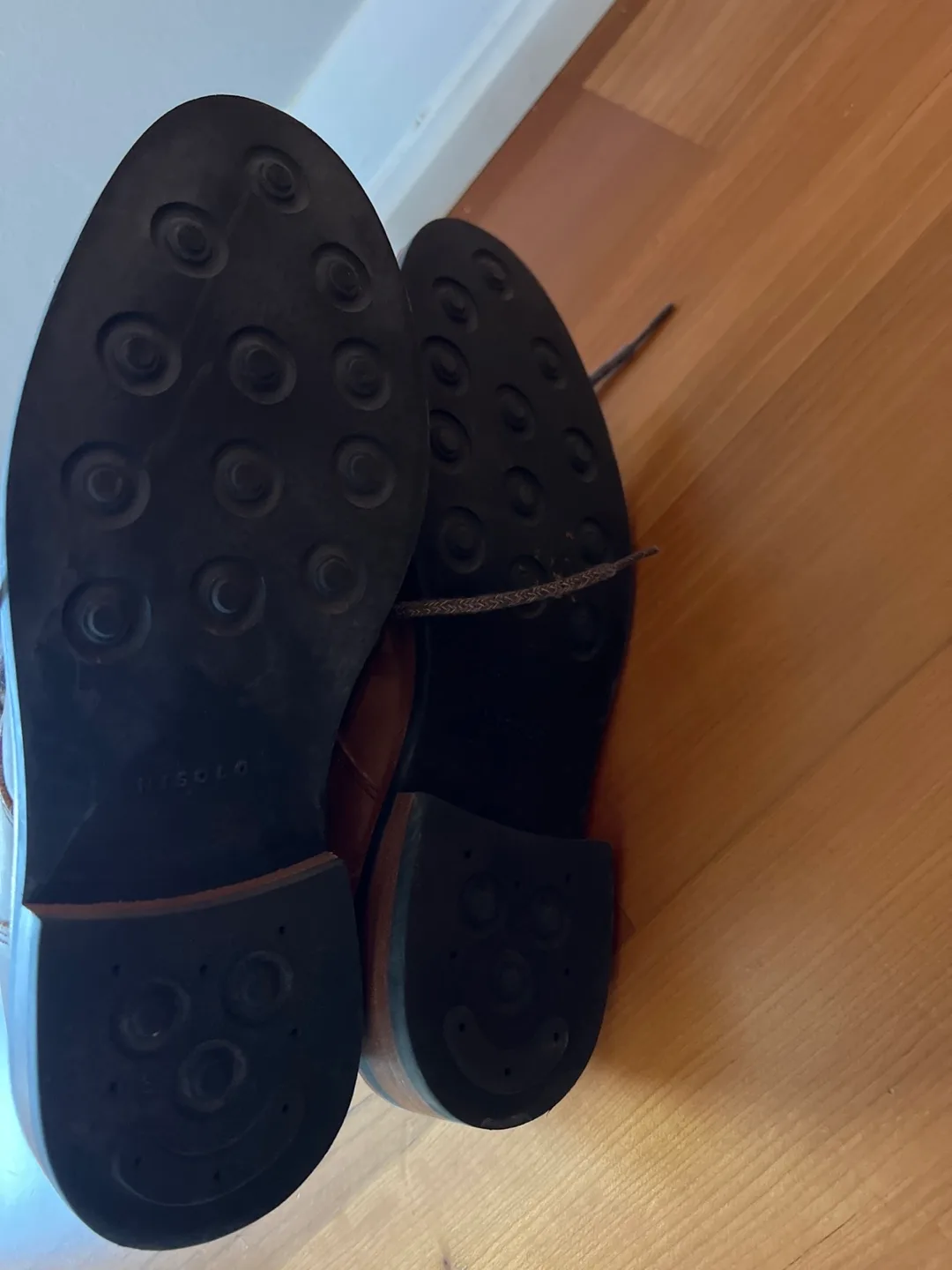 Nisolo Amalia Tan Leather Ankle Boots- size 6 image indicator(4)