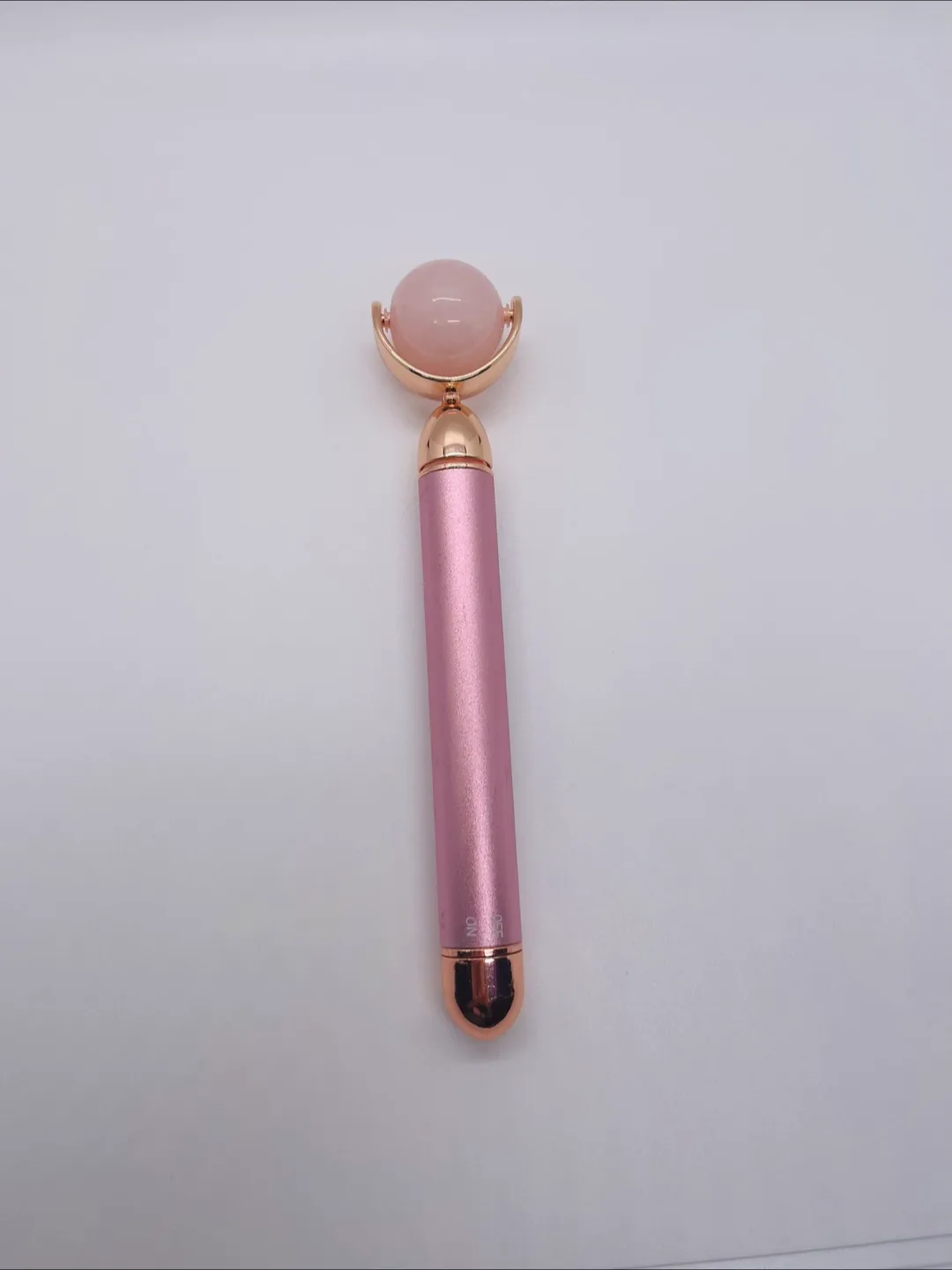 Rose Quartz Facial Roller Set image indicator(5)