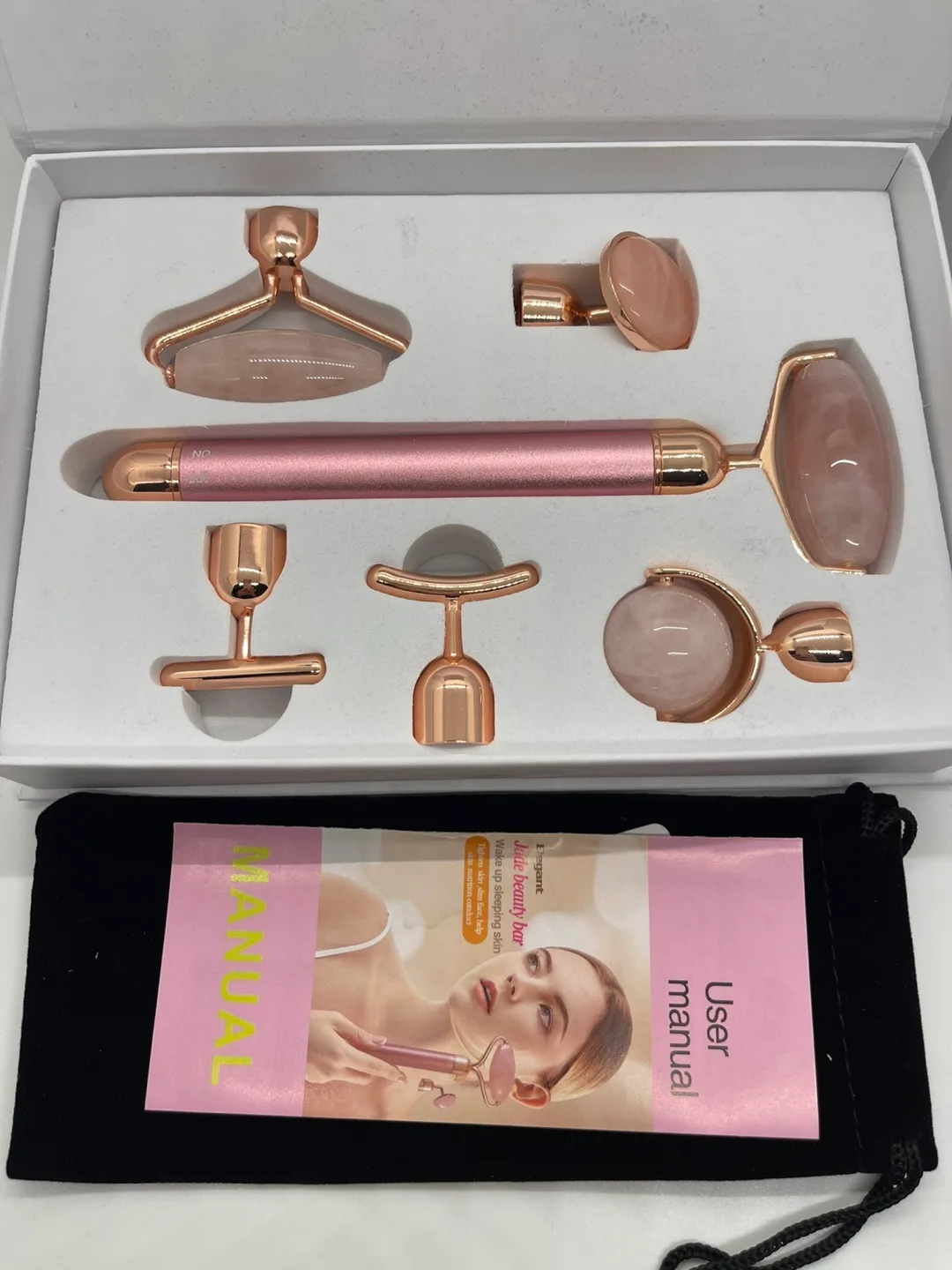 Rose Quartz Facial Roller Set image indicator(10)