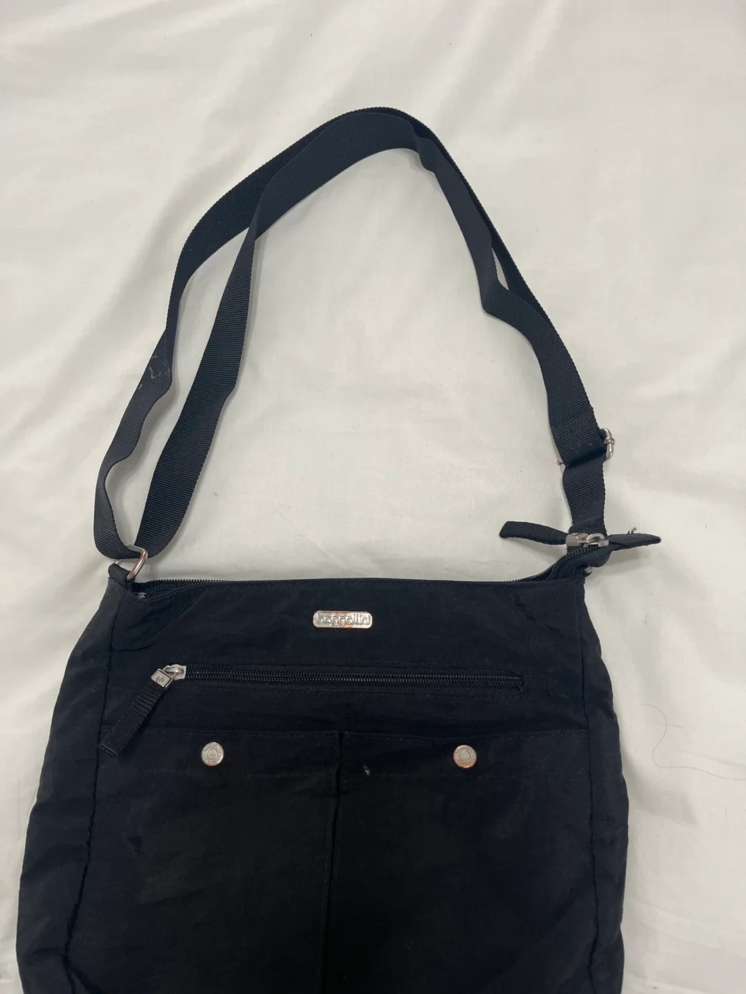 Baggallini Black Crossbody Bag image indicator(3)