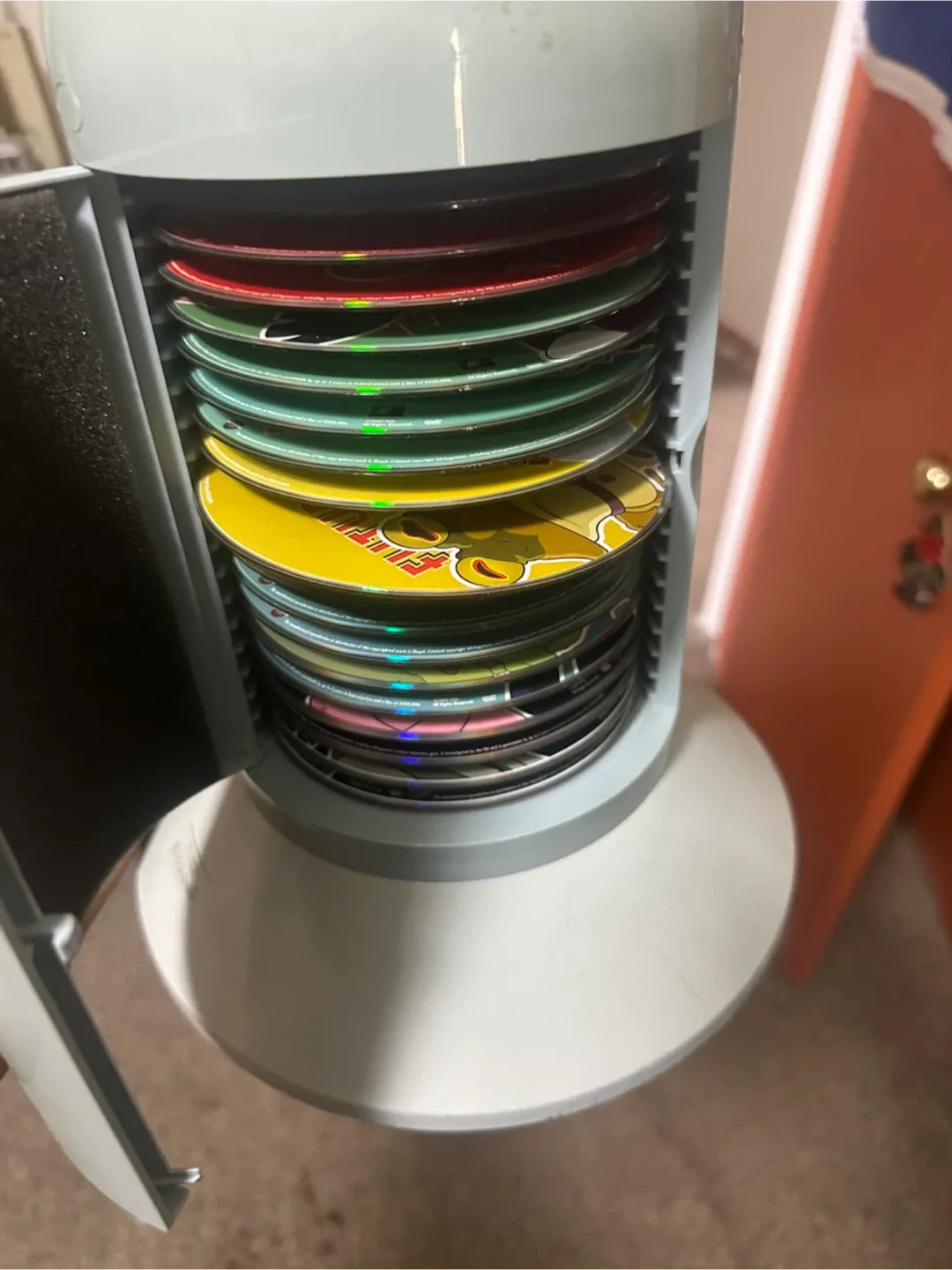 Complete seasons dvd with bender head image indicator(3)