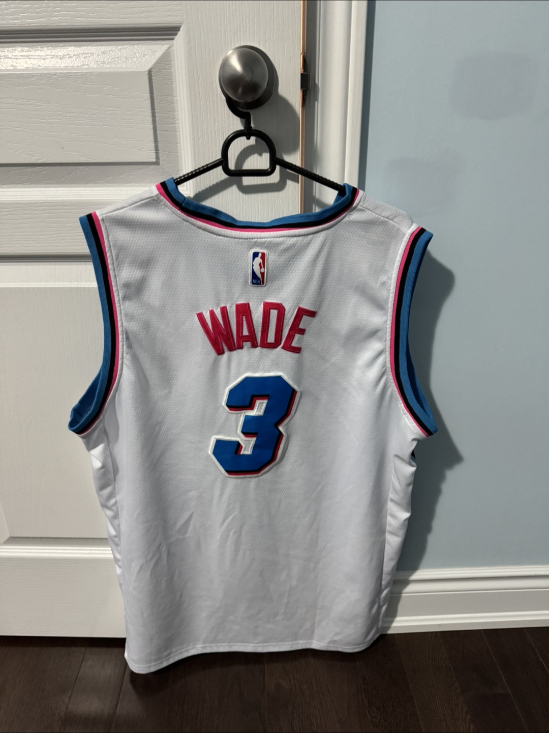 Miami Heat Dwyane Wade Jersey - Size L - photo 2
