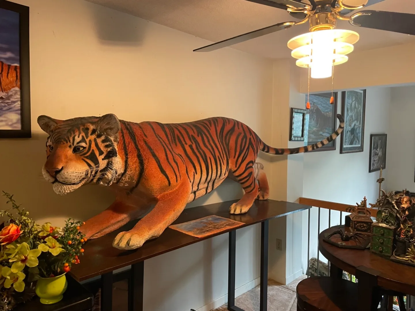 Tiger Statue thumbnail