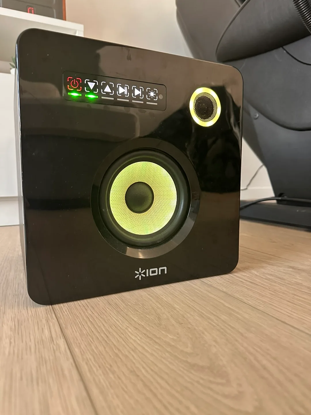 ION Flash Cube Bluetooth Speaker with Ambient Lighting image indicator(2)