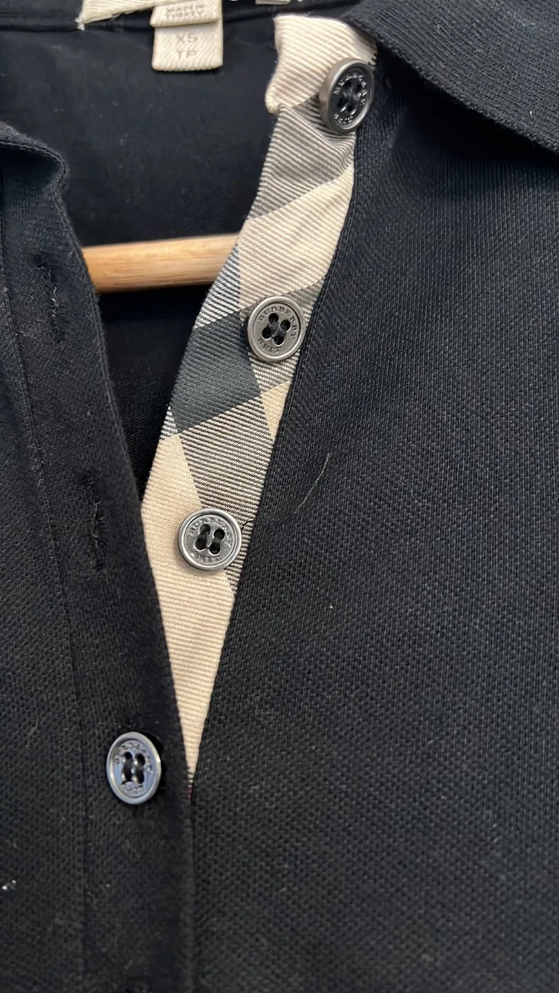 Burberry Black Polo Shirt - Size XS image indicator(2)