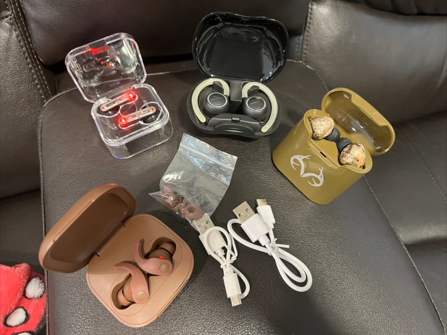 Earbud headphones bundle thumbnail