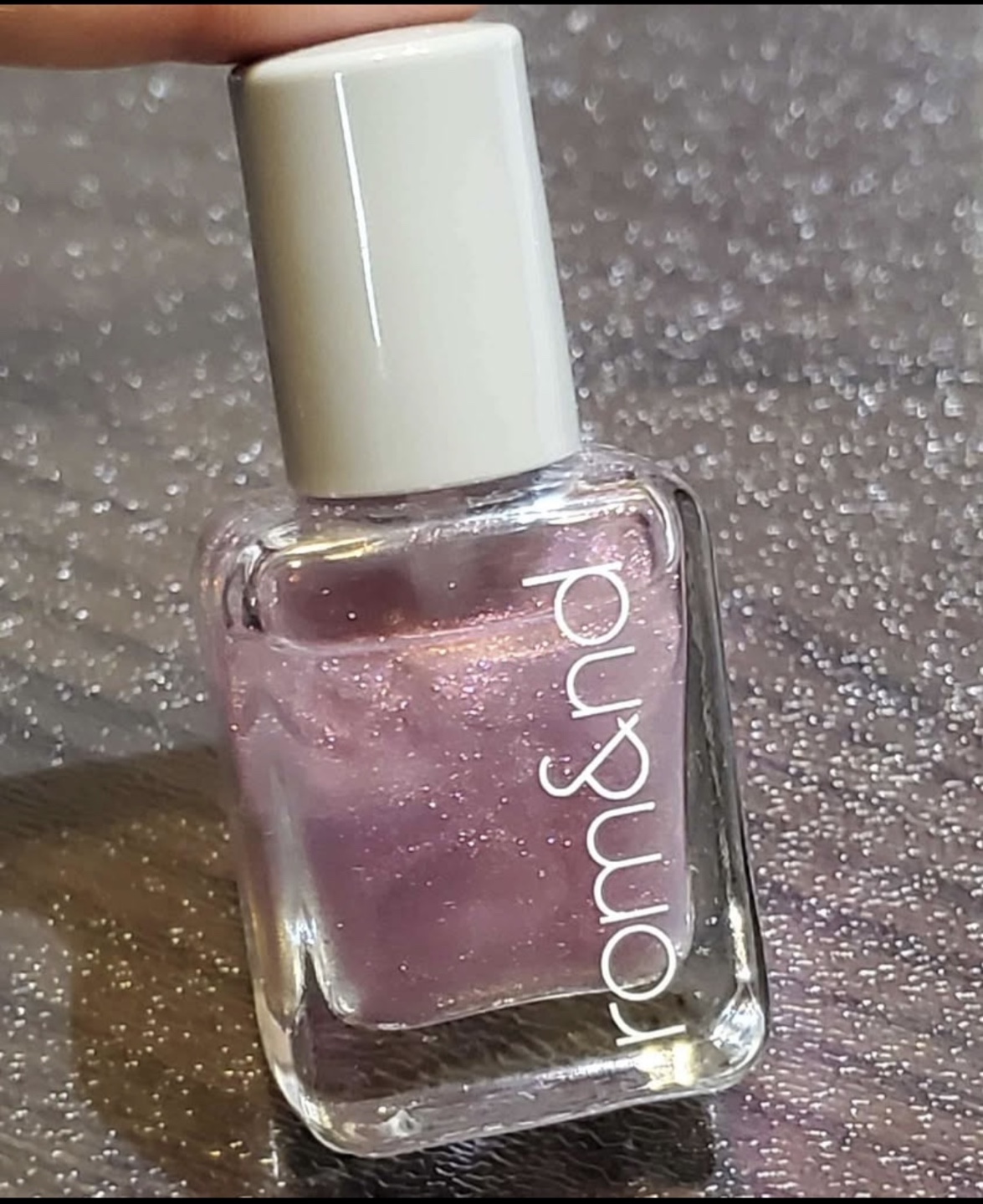 Romand pebble nail polish