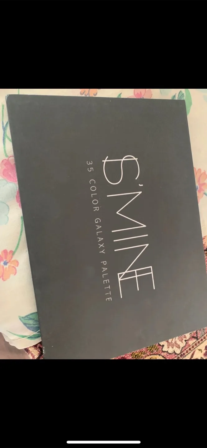 S'mine 35 Color Galaxy Palette image indicator(2)