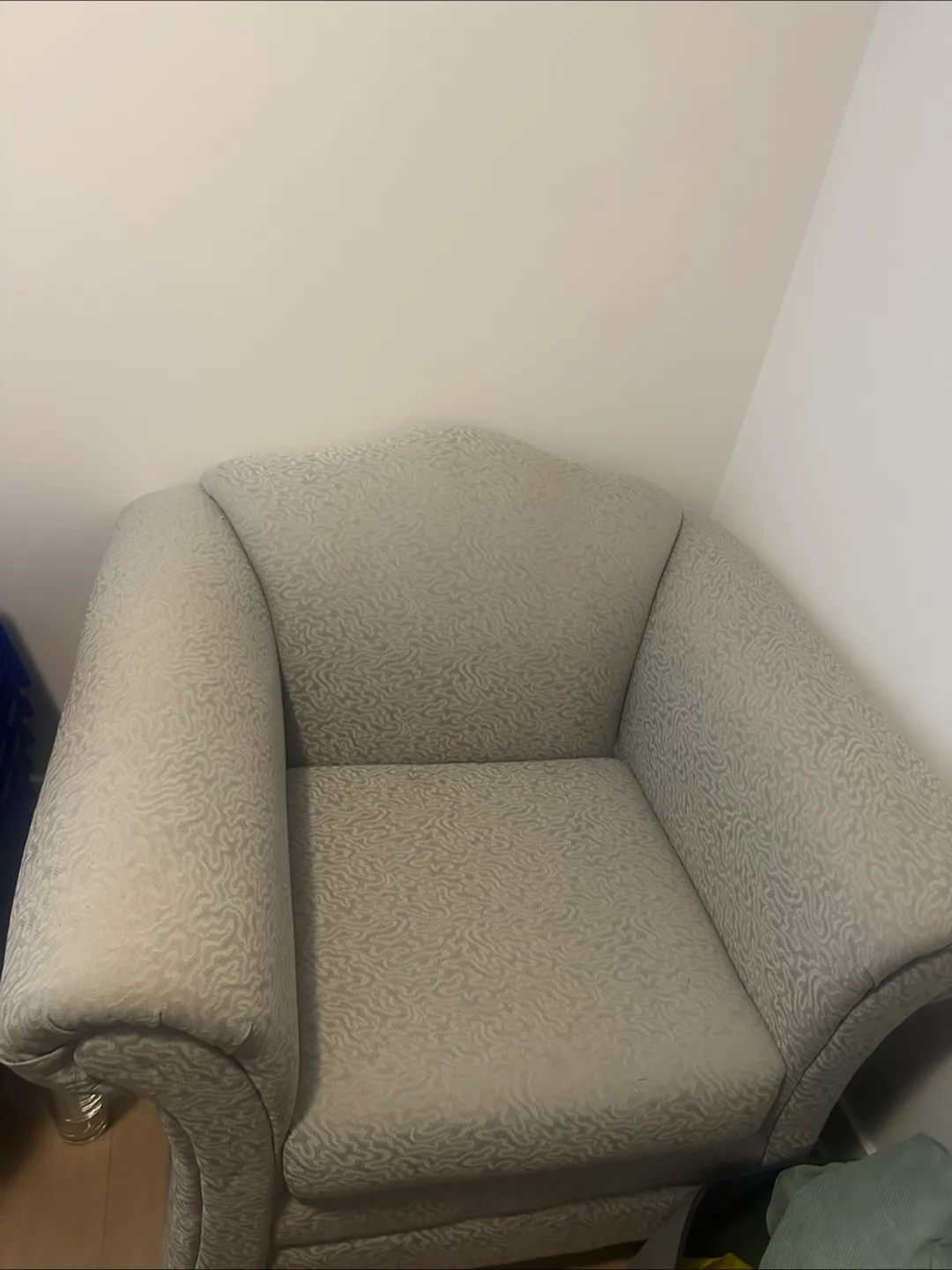 Vintage Patterned Armchair image indicator(2)