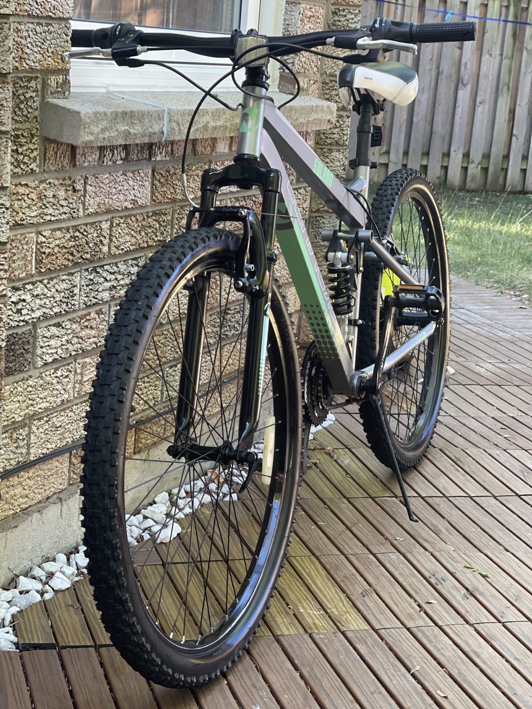 Adult 27.5 inch Nakamura Solano Full Suspension Mountain Bike - photo 2