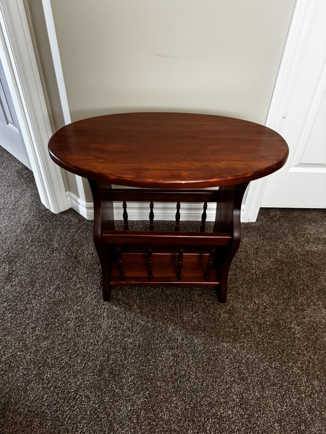 Vintage Magazine Side Table - Brown Wood - photo 3