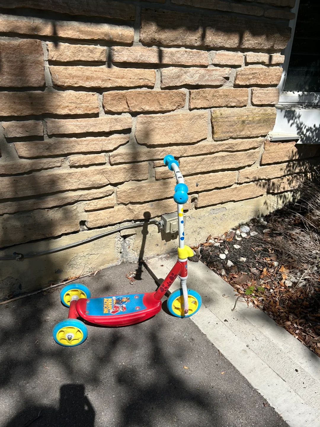 Paw Patrol 3-Wheel Scooter thumbnail