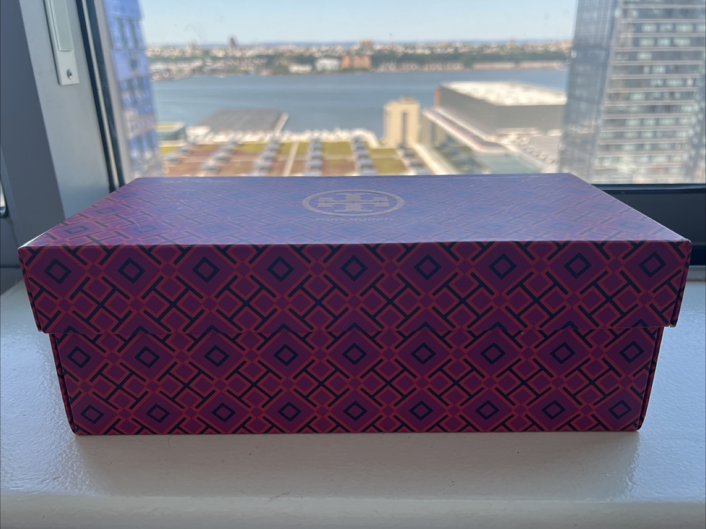 Empty Tory Burch shoe box - photo 2