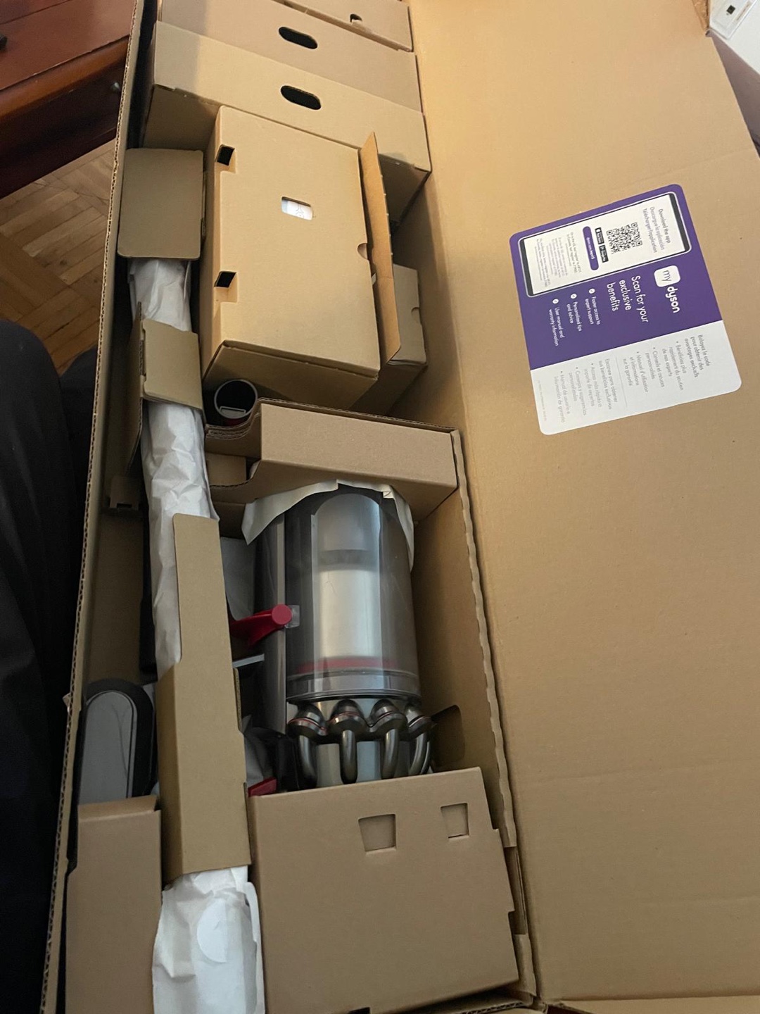 New Dyson V15 Detect Plus Cordless Vacuum - photo 3