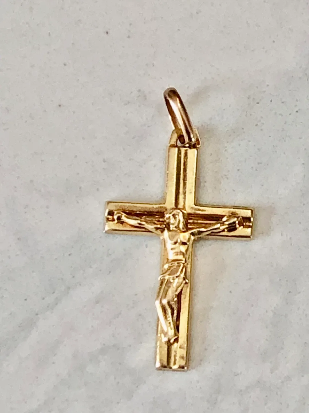 10K solid yellow Gold Cross Pendant thumbnail