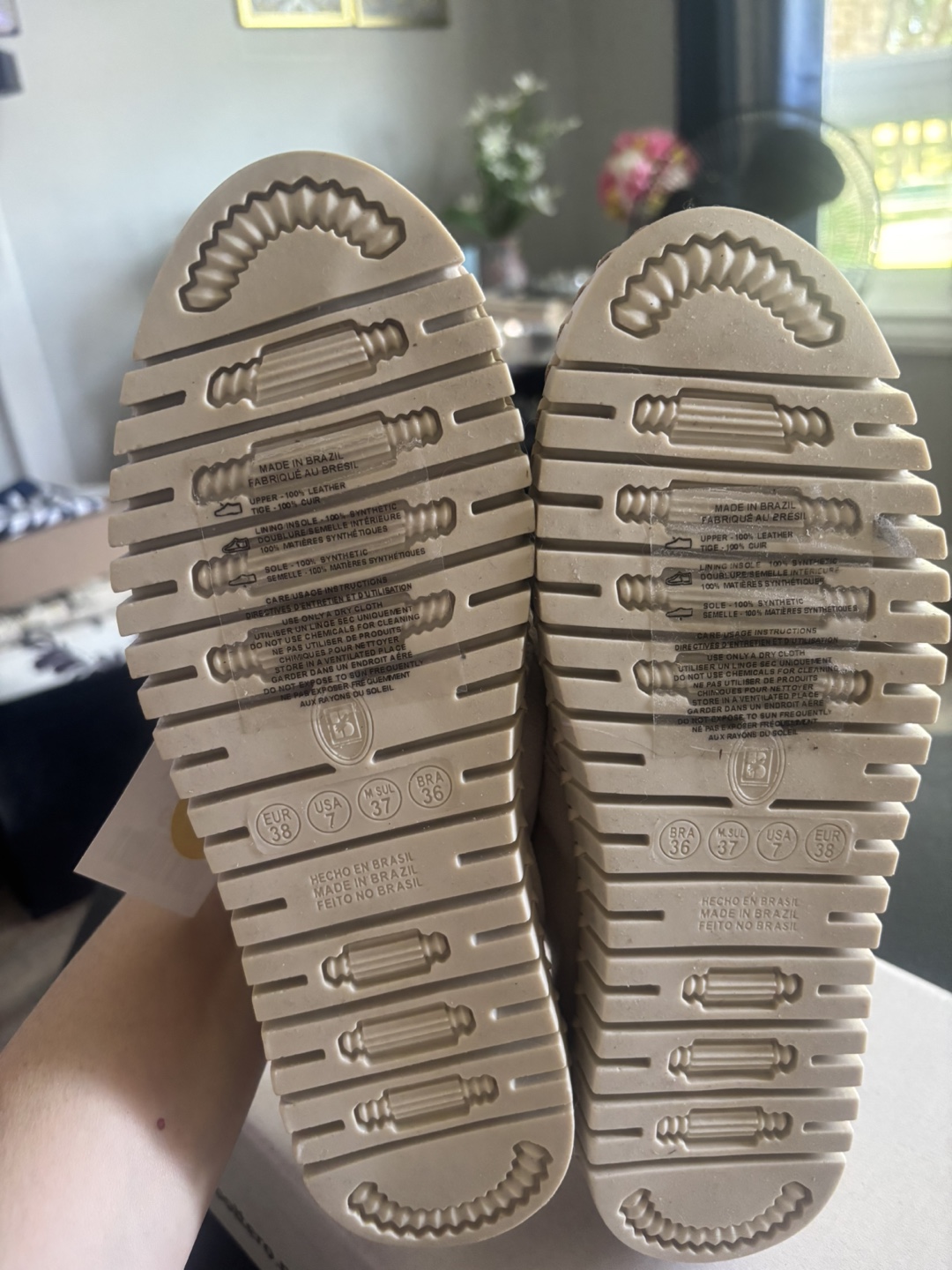 Bottega Beige Leather Loafers - Size 7 - photo 2