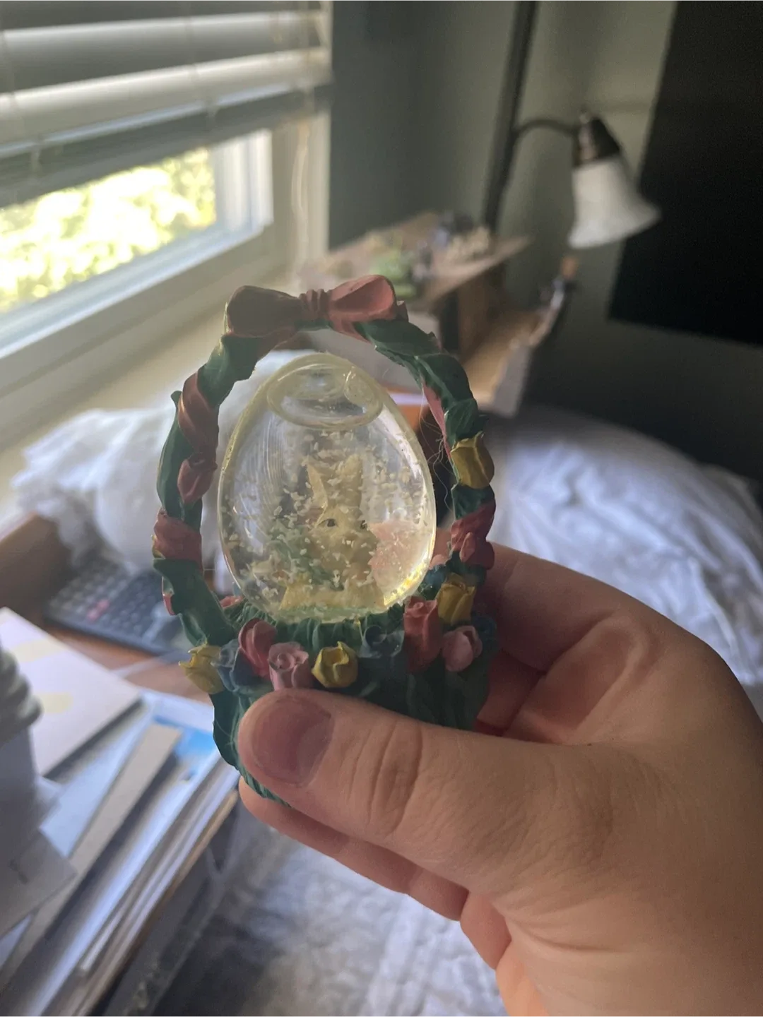 Easter Egg Basket Snow Globe thumbnail
