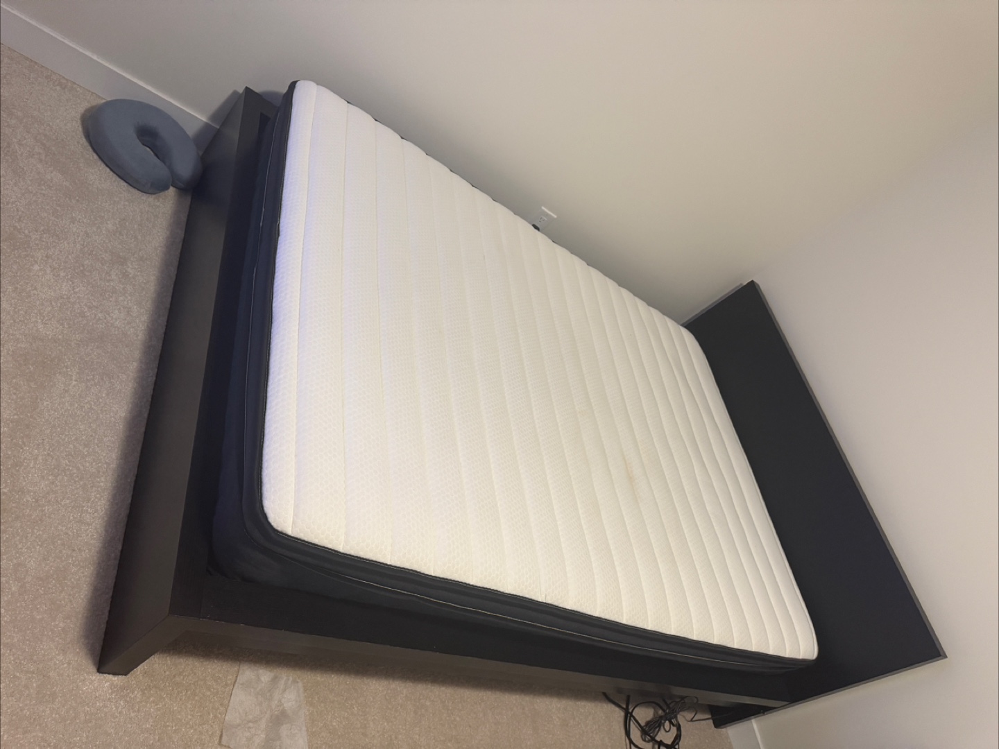 Bed frame with mattress - photo 5