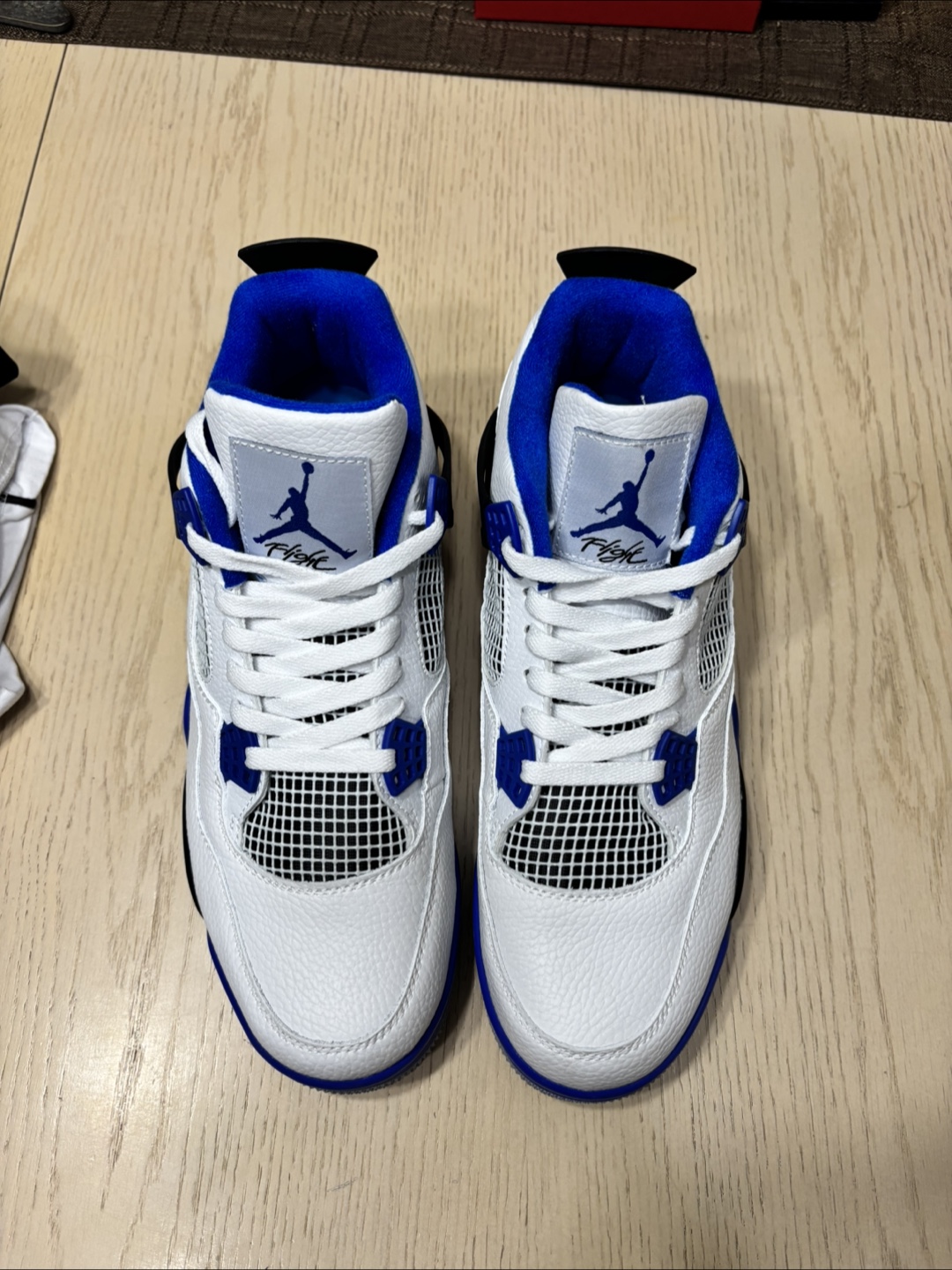 Jordan 4 Retro Motorsport (2017)