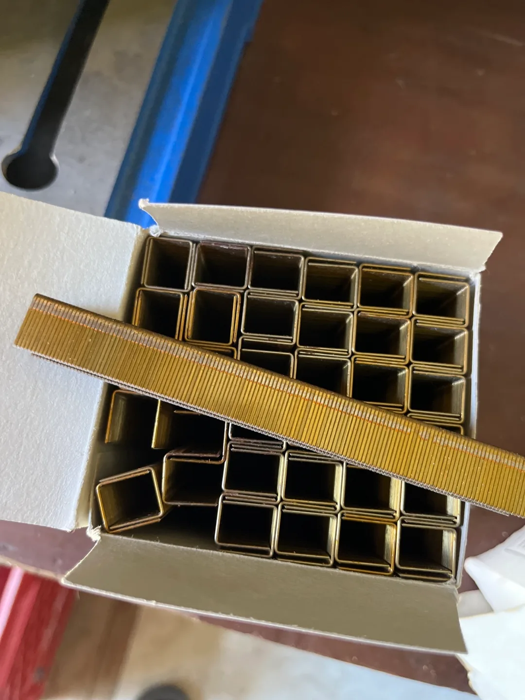 Phoenix 86S800/14 Staples (9/16") - 10,000 pcs image indicator(2)