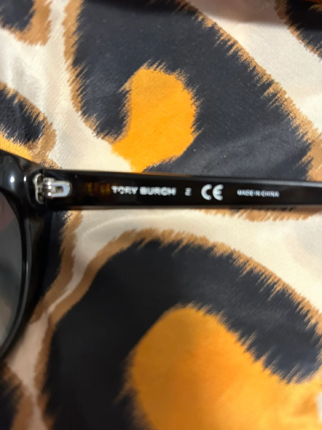 Tory Burch Sunglasses image indicator(5)