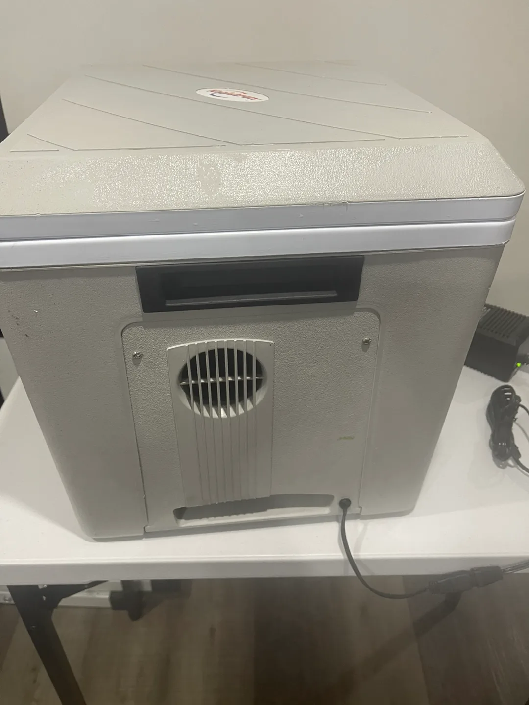 Koolatron P97 Voyager Cooler/Warmer image indicator(7)