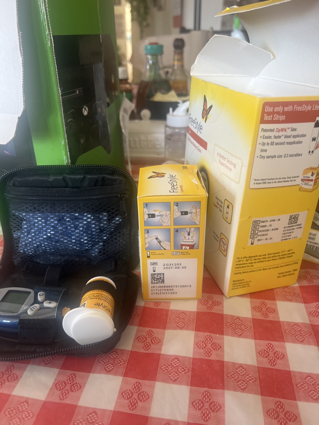 FreeStyle Lancets & Test Strips - Exp. 2027