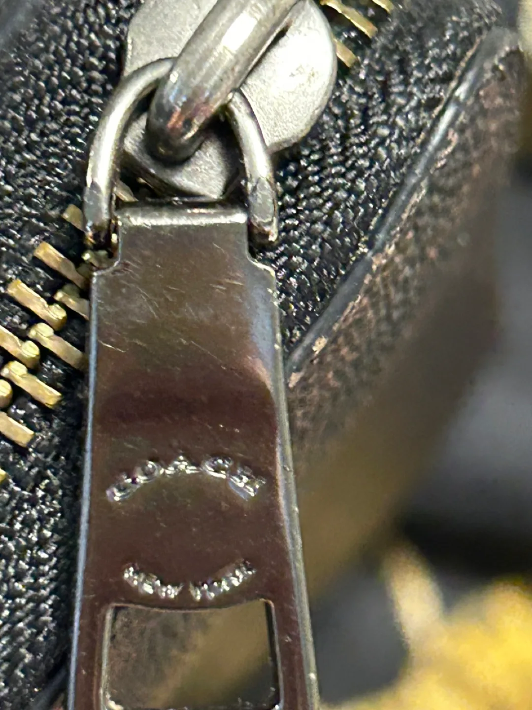 Coach Wallet image indicator(4)