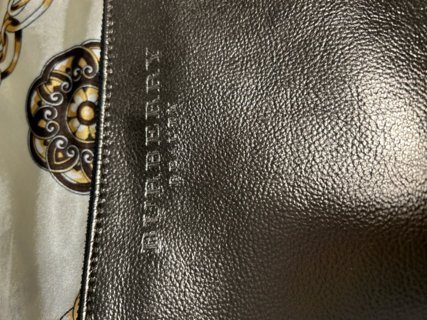 Burberry Beauty Metallic Pouch - photo 2