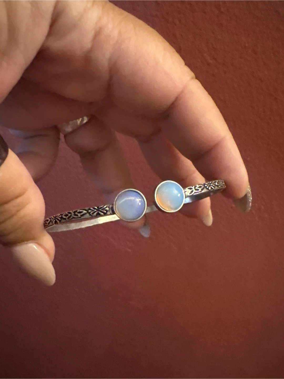 Silver Tone Bangle Bracelet with Moonstone-like Beads