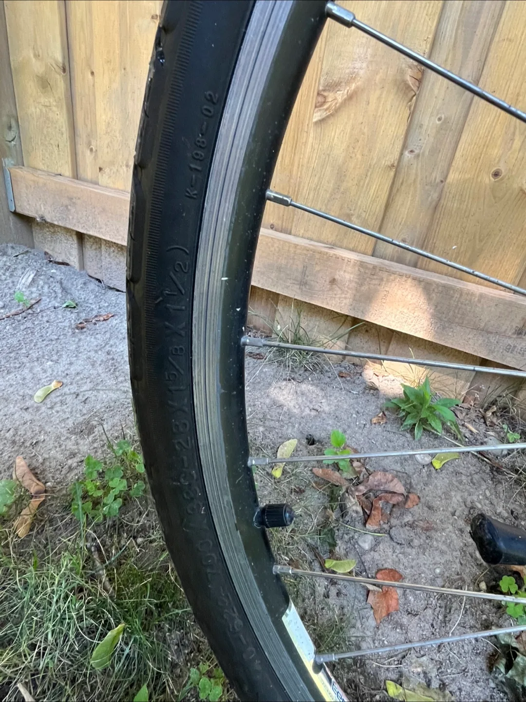 Rocky Mountain Red Hybrid Bicycle image indicator(5)