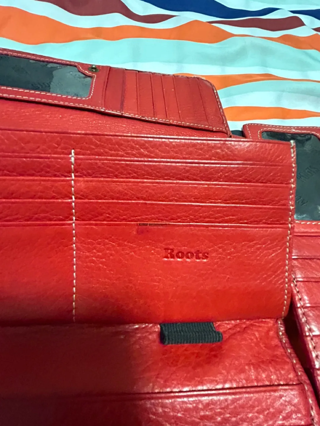 Roots Red Leather Wallet image indicator(6)