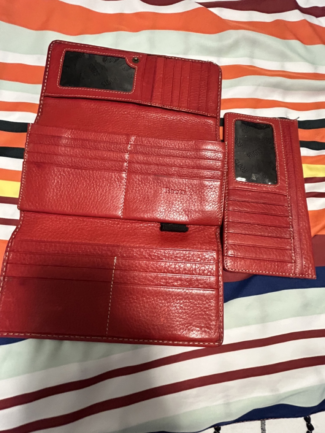 Roots Red Leather Wallet - photo 5