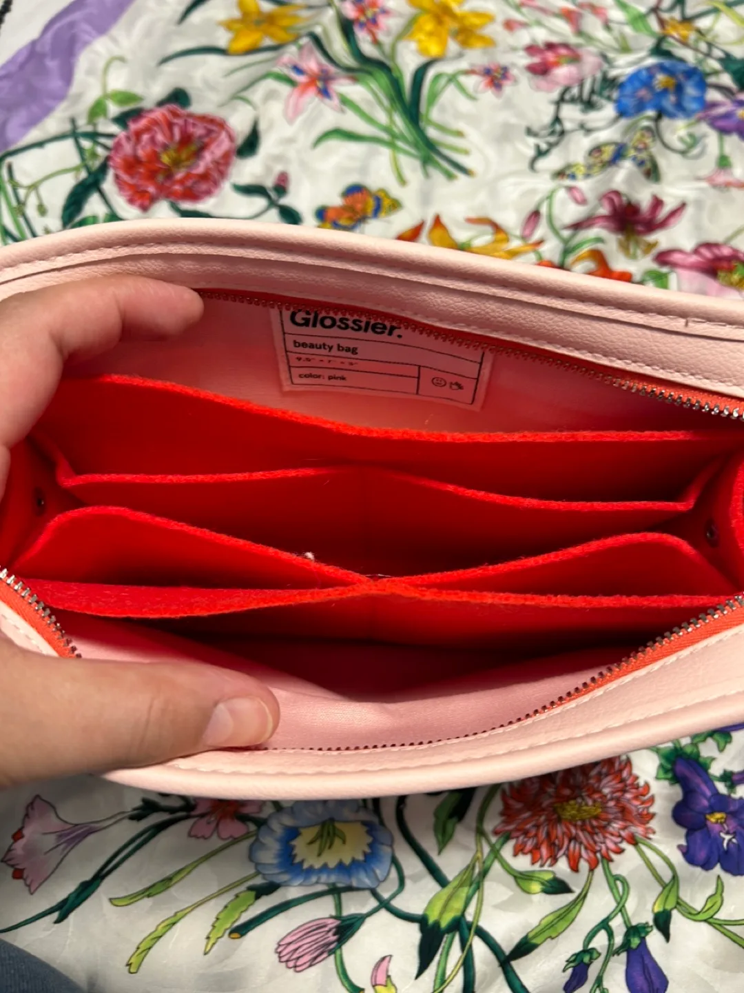 Glossier Beauty Bag - Pink image indicator(6)