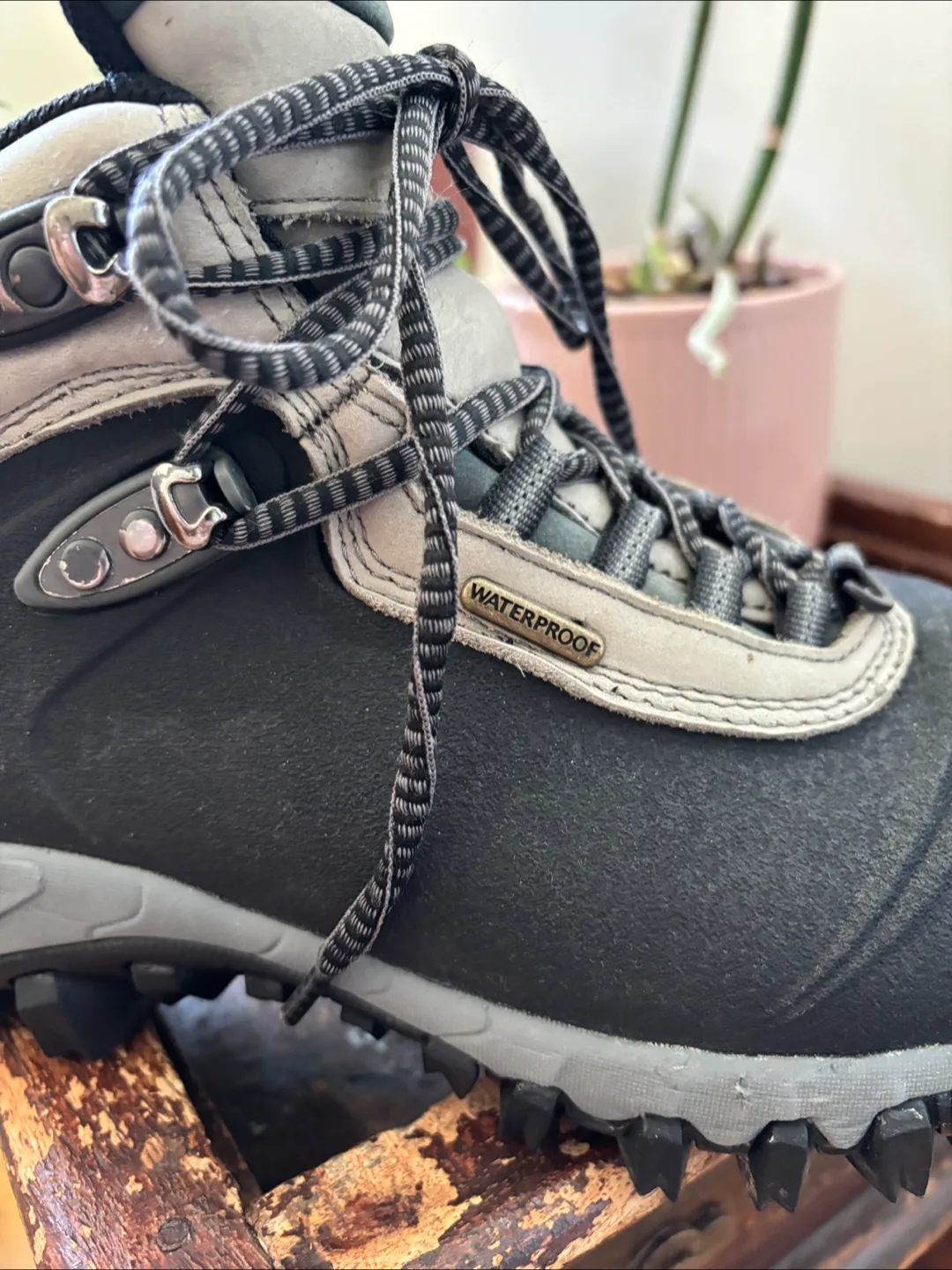 Merrell Waterproof Insulated Winter Hiking Boots image indicator(6)