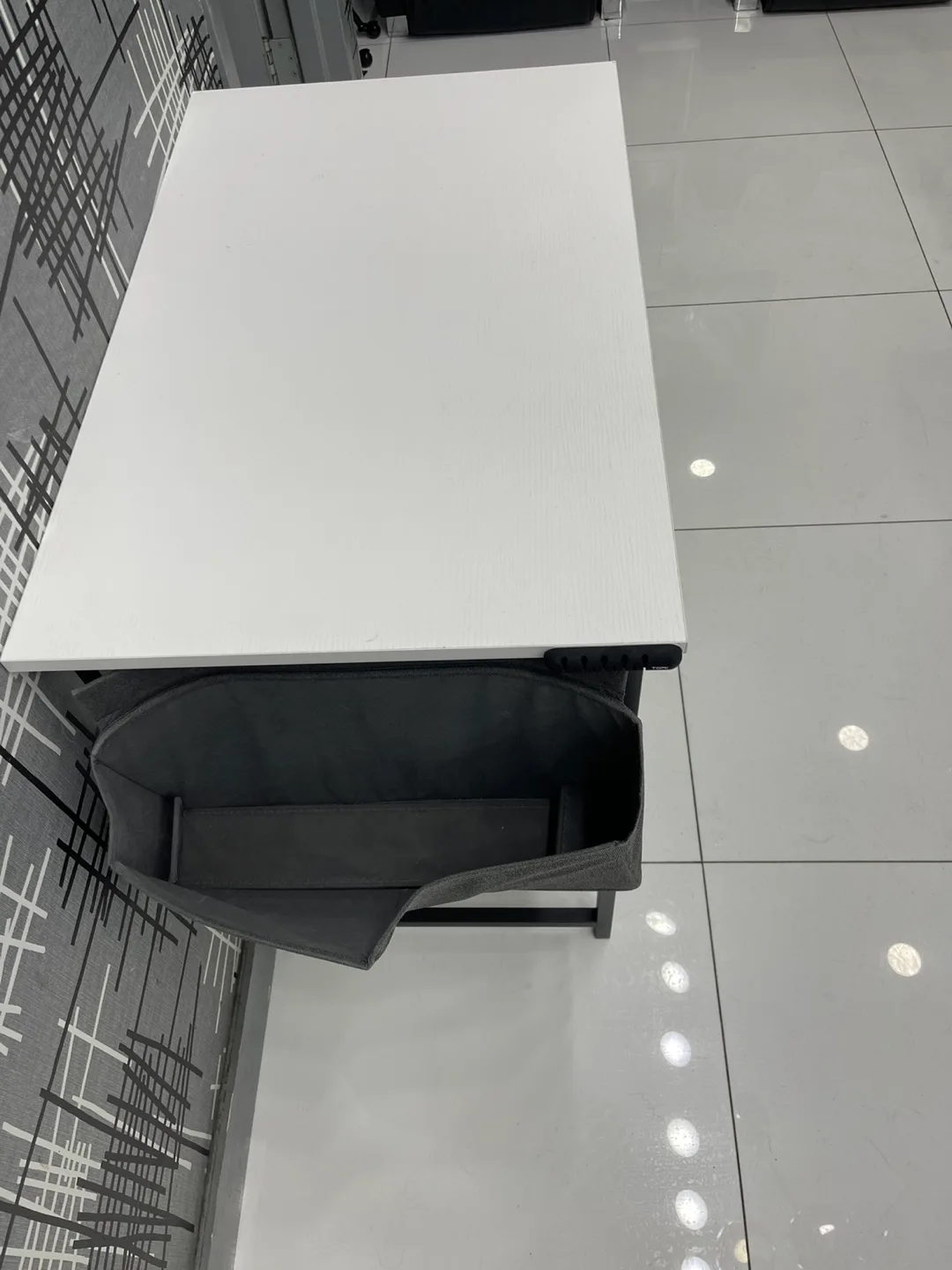 White Desk with Black Frame image indicator(2)