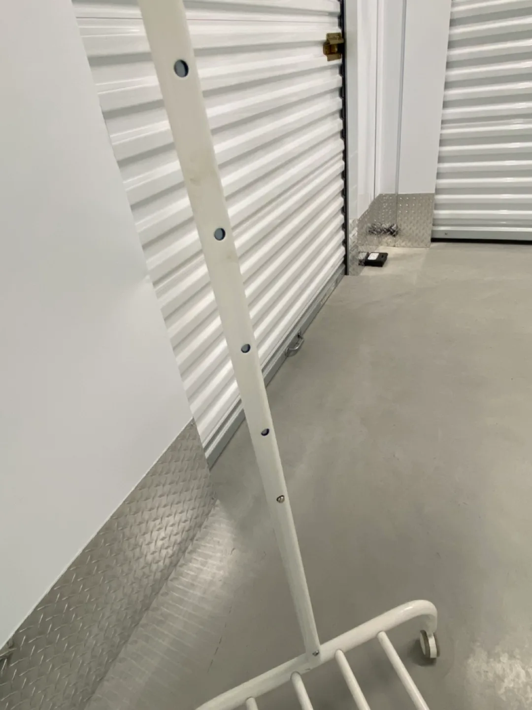 White Clothes Rack on Wheels image indicator(5)