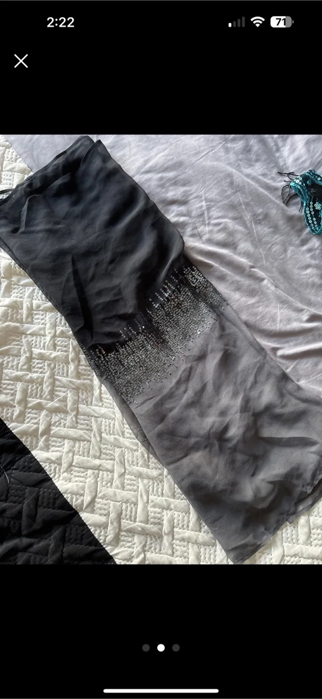 100% Silk Fashion Scarves image indicator(3)