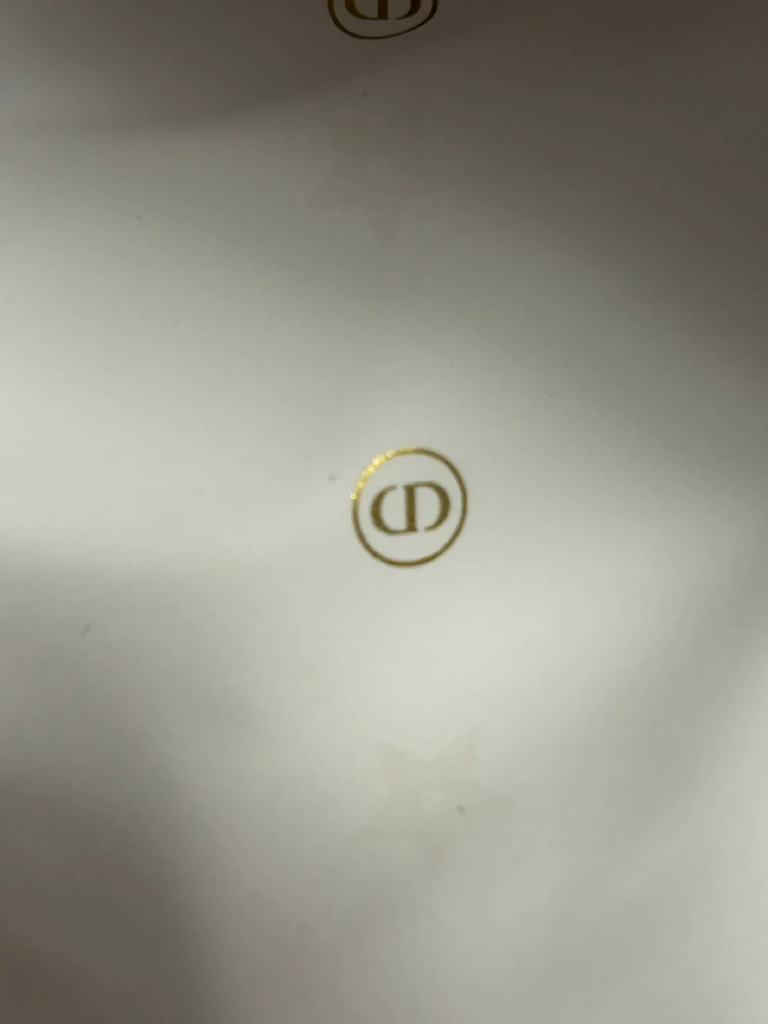 Dior Makeup Pouch image indicator(7)